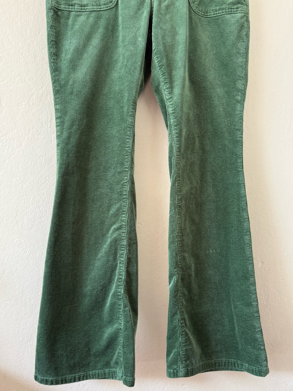 Anthropologie Pilcro The Icon Green Flare Leg Corduroy Pants Size 32 - Picture 15 of 16